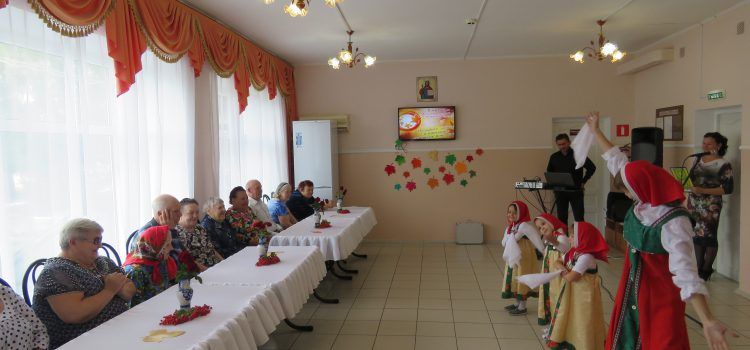Гулькевичский дом-интернат отметил День пожилого человека