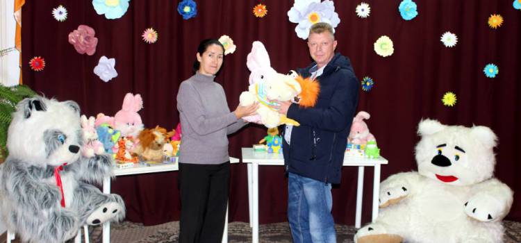 Должны смеяться дети