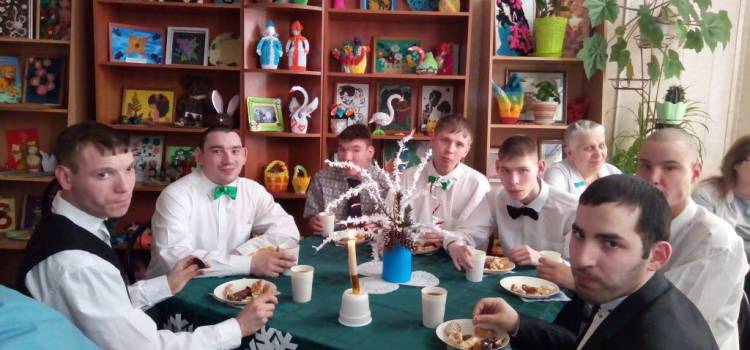 Мороз и солнце, день чудесный! Мороз и солнце, день чудесный!